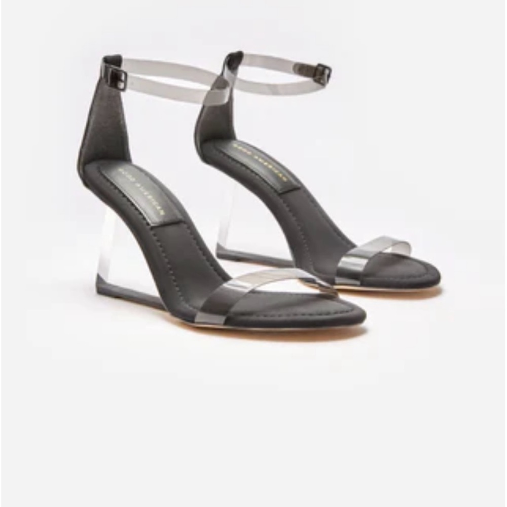 GOOD AMERICAN CINDER F*CKING RELLA “GLASS” Lucite wedges, smoky black strap